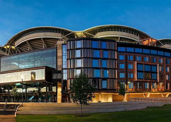 Luxury hotel only: Oval Hotel At Adelaide Oval