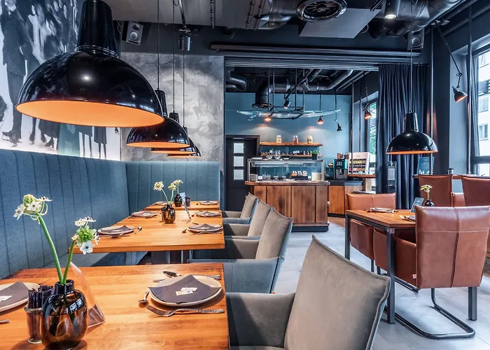 Hotel con vistas: Unsoeld'S Factory Hotel