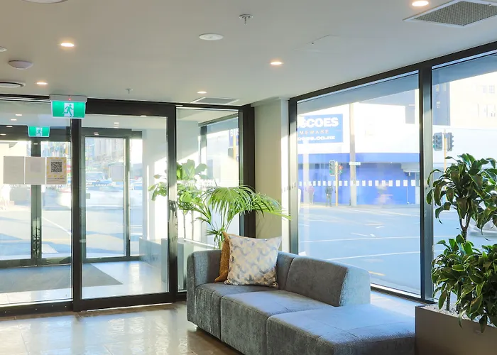 Ramada By Wyndham Taranaki Street