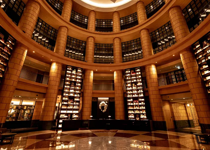 4 star hotel: The Basics Fukuoka