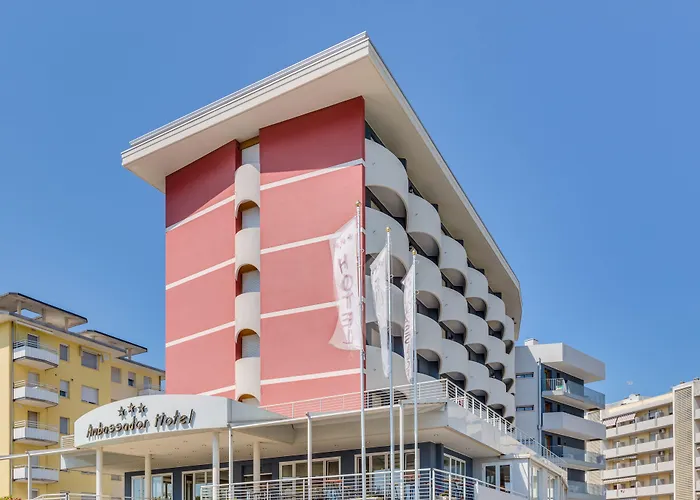 Self Catering: Hotel Ambassador