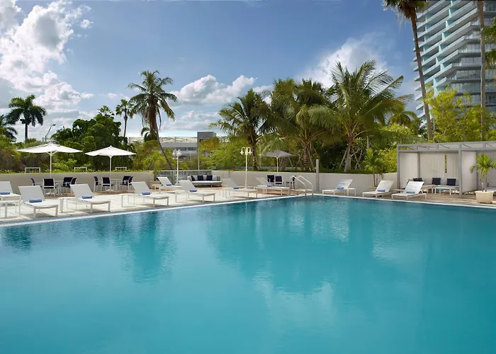 Courtyard Coconut Grove
