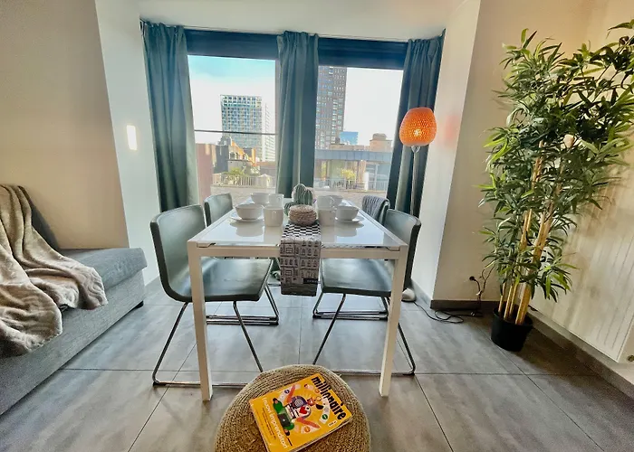 Oneluxstay Antwerp City Centre