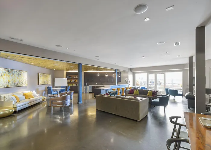 Family Hotel: Placemakr Music Row - Vanderbilt