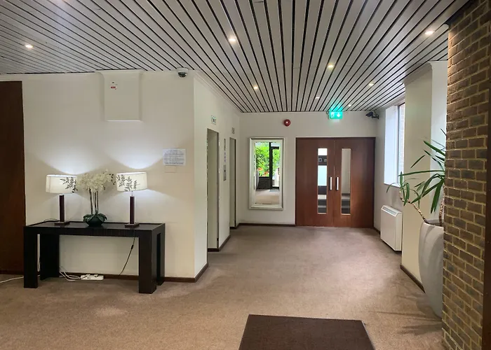 Marlyn Lodge - City Of London