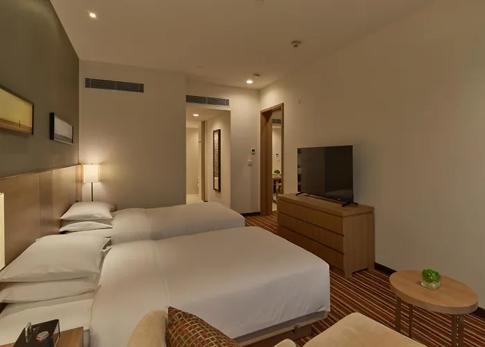 Hyatt Place Airport