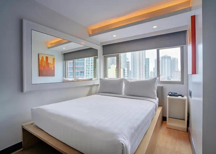 Сity center hotels Mini Suites Eton Tower Makati