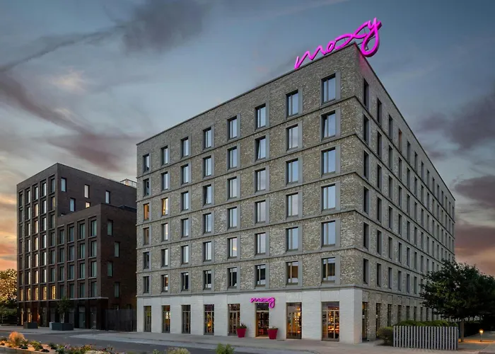 Pets Allowed Hotel Moxy London Excel