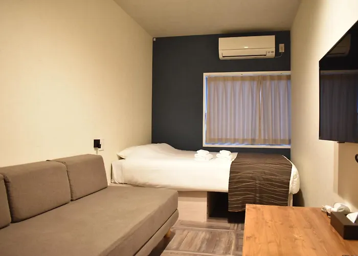 Guest house: Shinsaibashi House