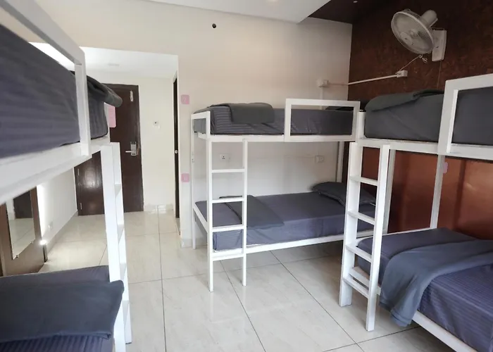 Hotel Palmyra Grand Inn - Kochi