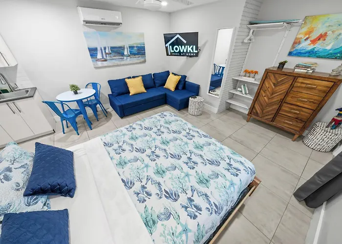 Vacation rental: Casa Cordova Apartments By Lowkl