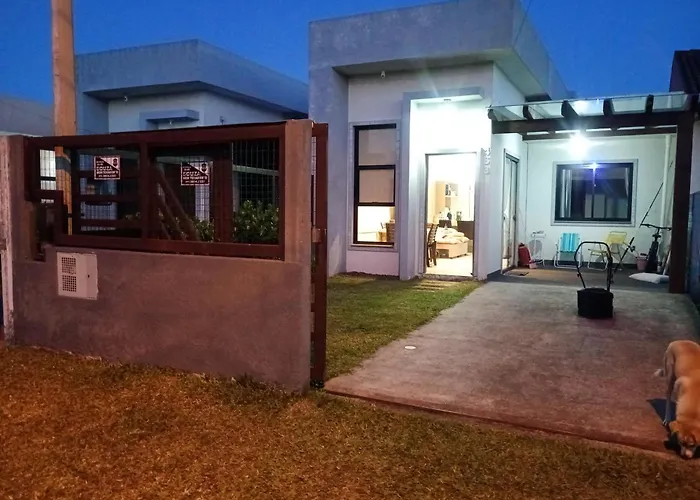Ótima casa Jardim do Éden - , poucos passos do mar!