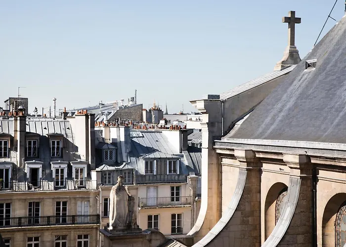 Hotel Jacuzzi: Hotel Lumen Paris Louvre