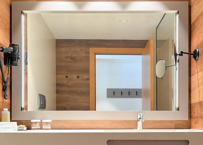 Golden Bahia De Tossa & Spa 4* Sup.