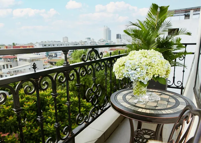 Hotel suites Hanoi L'Heritage & Gym - Spa