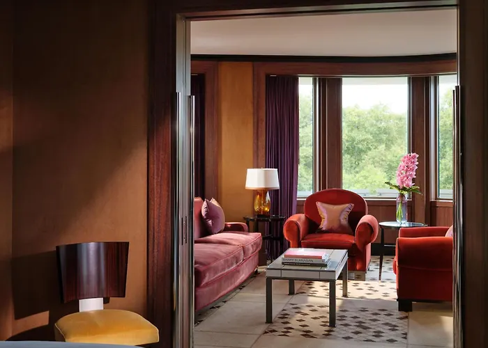 Trip to College 45 Park Lane - Dorchester Collection