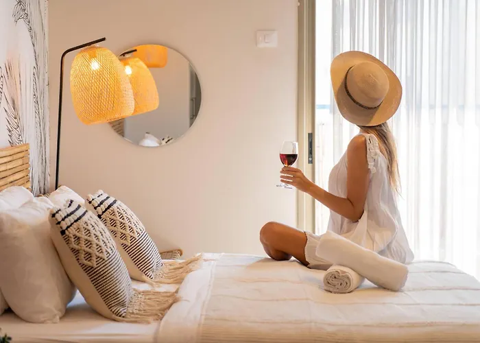 Almogim Suites Eilat Hotel (Adults Only)