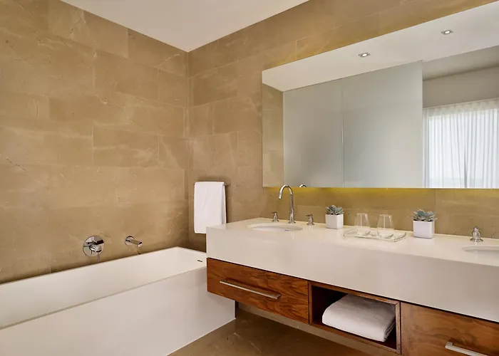 The Ritz-Carlton, Herzliya
