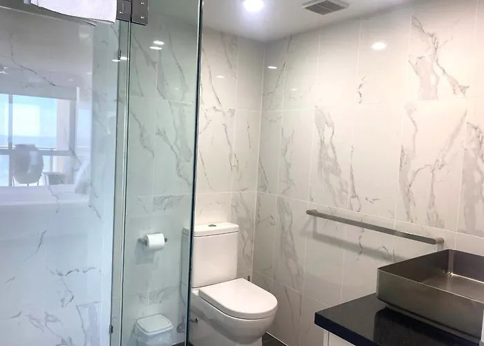 Hi Surf Beachfront Resort Apartments Official Site