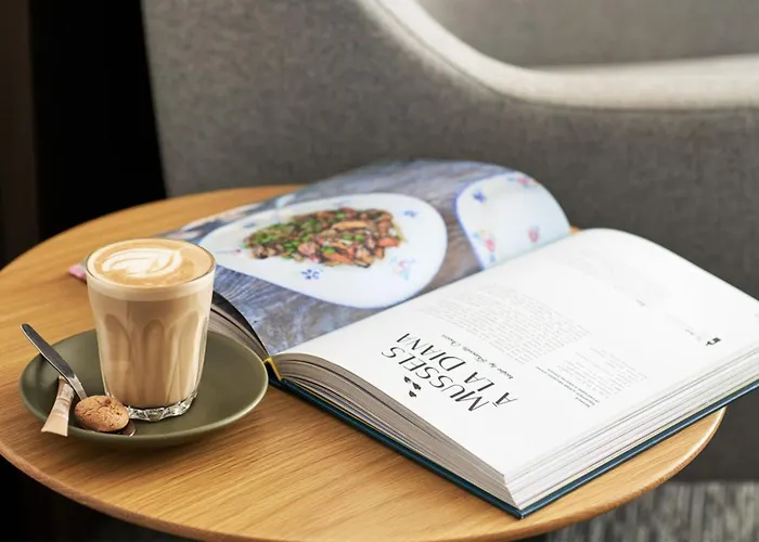 Hotel with view: Holiday Inn West Perth By Ihg