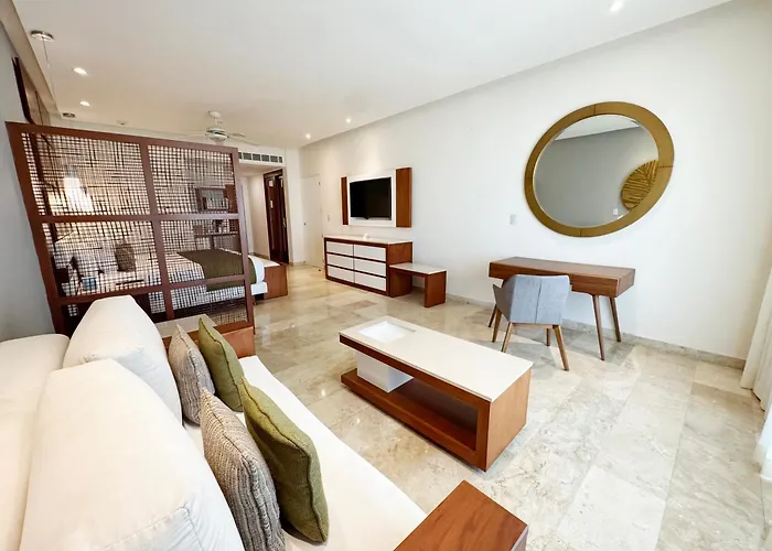 Spa Hotel: The Reef 28 Hotel & Spa (Adults Only)