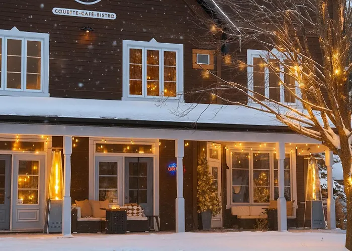 Сity center hotels Le 900 Tremblant Cafe And Bistro