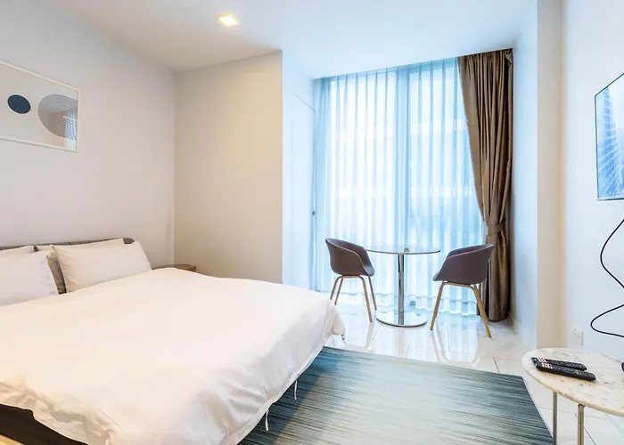 Hyde Sukhumvit 11 Branded Suites