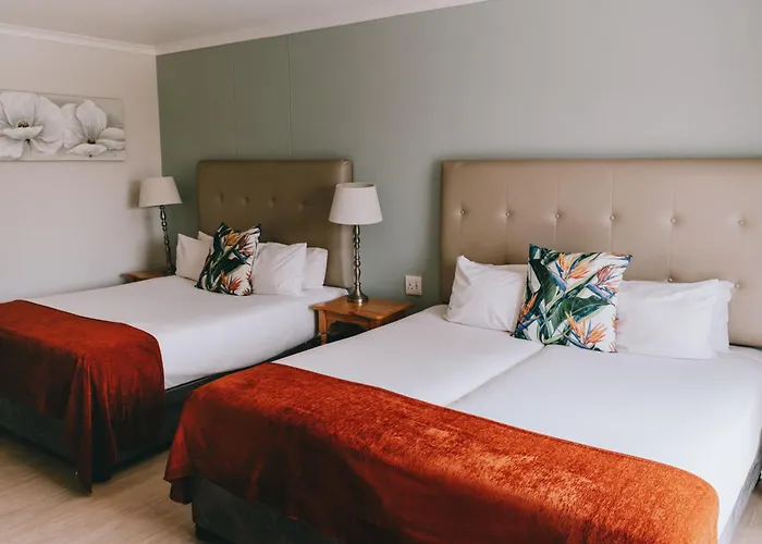 Golf hotel: The Riverside Hotel