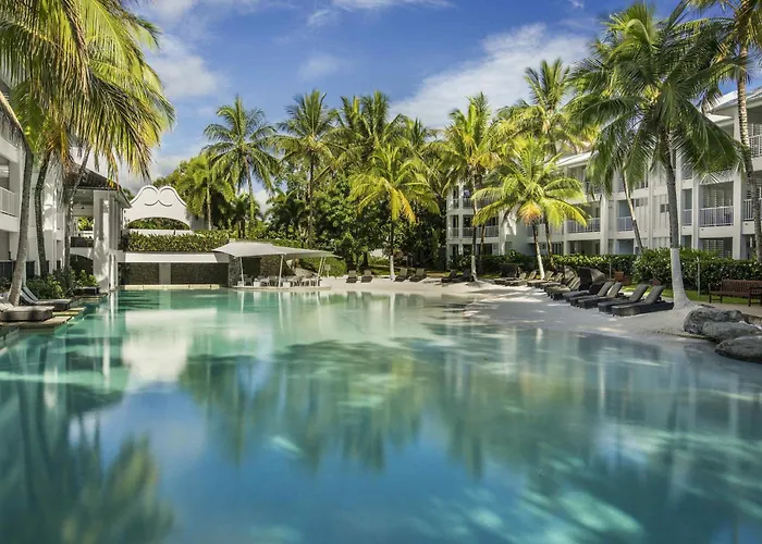 Peppers Beach Club