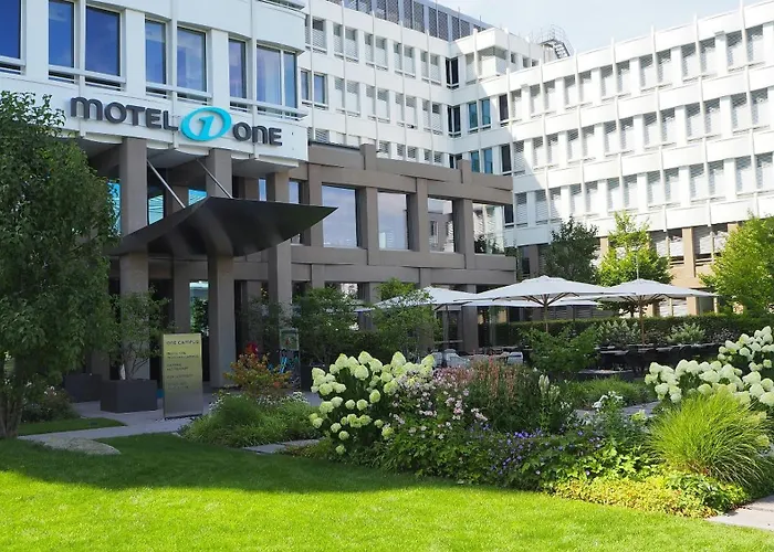 3 SterneHotel One München-Campus