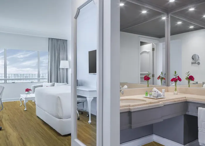 Hotel de luxo Apenas: Nh Collection Plaza Santiago