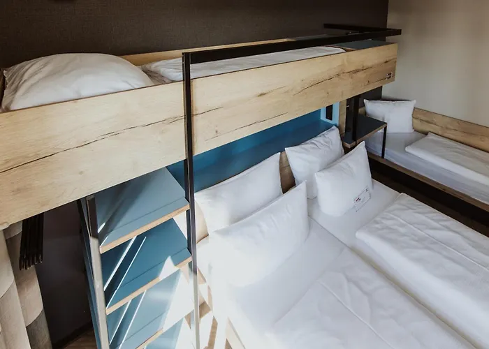 Hotel met tennis: Schulz Hotel Berlin Wall At The East Side Gallery