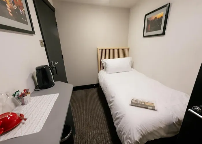 B&B only: Lower Turks Head