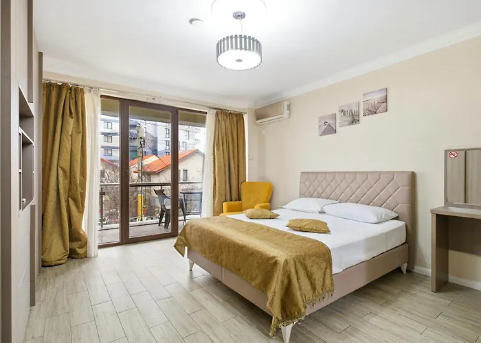 Reyna Apart Hotel