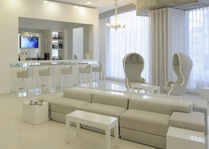 Kyriad Prestige Perpignan Centre Gare