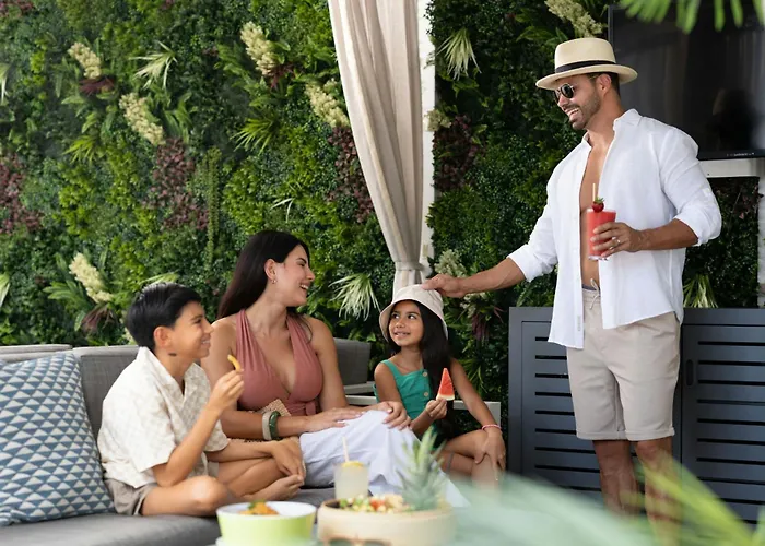 Luxury hotel only: Miami Marriott Biscayne Bay