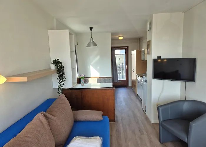 Marx Motel
