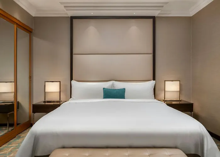 Hotel near College: Jw Marriott Bucharest Grand Hotel