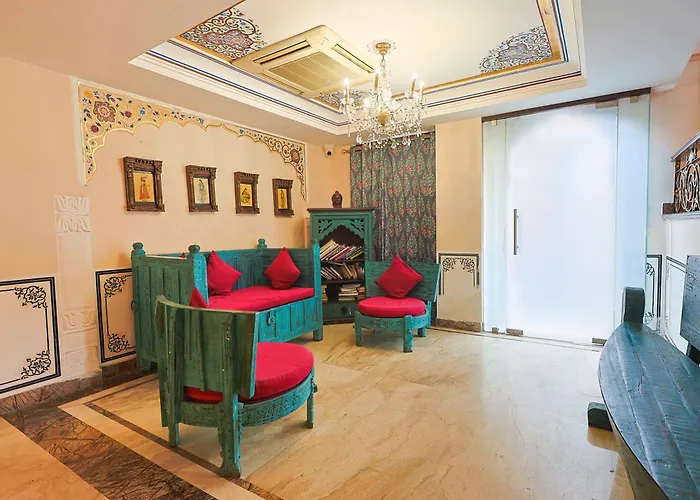 Hotels With Four Stars Welcomheritage Traditional Haveli