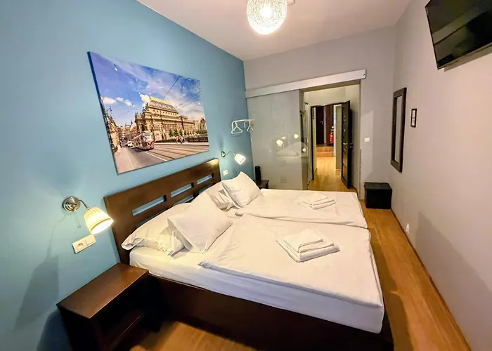 Cheap hotel: Central Studios