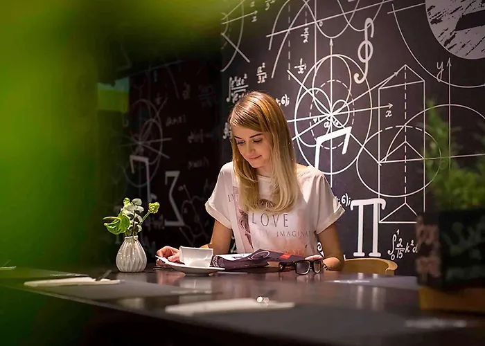 Luxury hotel only: Novotel Wroclaw Centrum