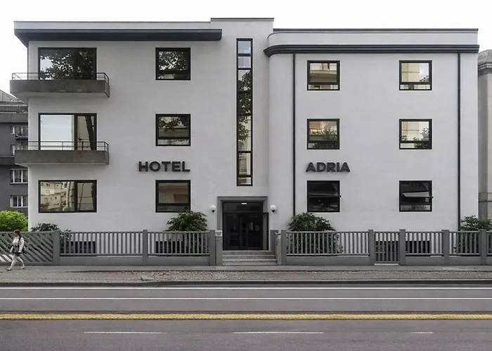 Hotel con vista: Hotel Adria