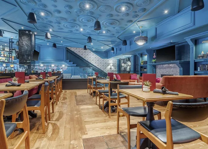 Resort: Hotel Belmont Vancouver - Mgallery Collection