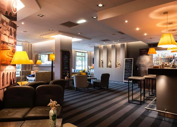 Ibis Port De Plaisance