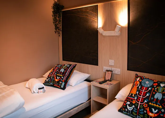 Gardiner House Hostel