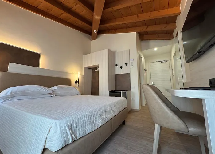 Hotel 3 stelle: Hotel Roma