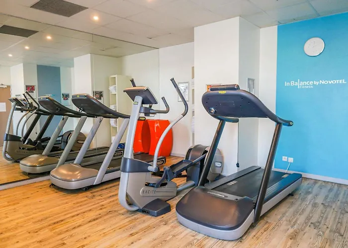 Hotel de 4 estrelas: Novotel Suites Paris Montreuil Vincennes