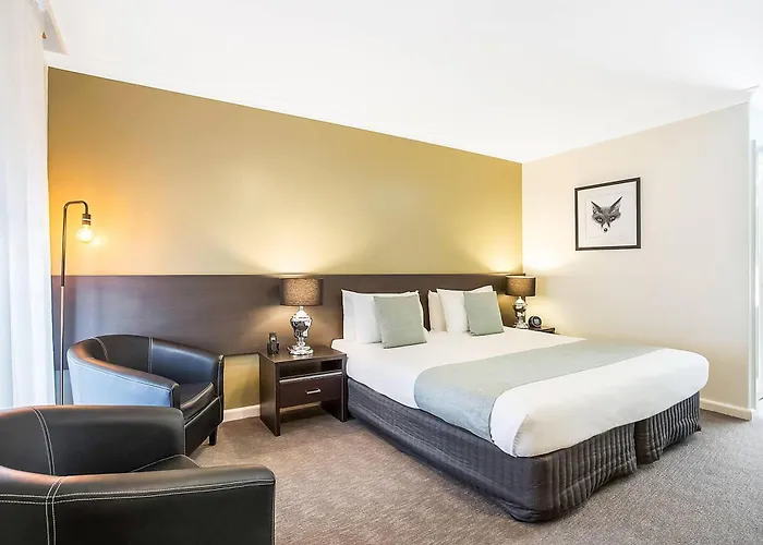 Hotel with view: Comfort Inn Western