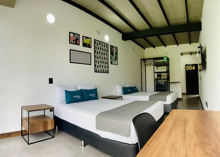 Loft 32 Medellin Living