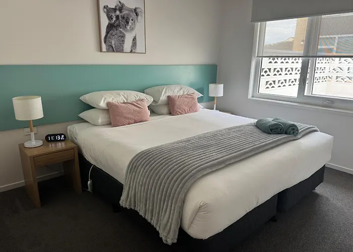 Botanic Racecourse Apartments